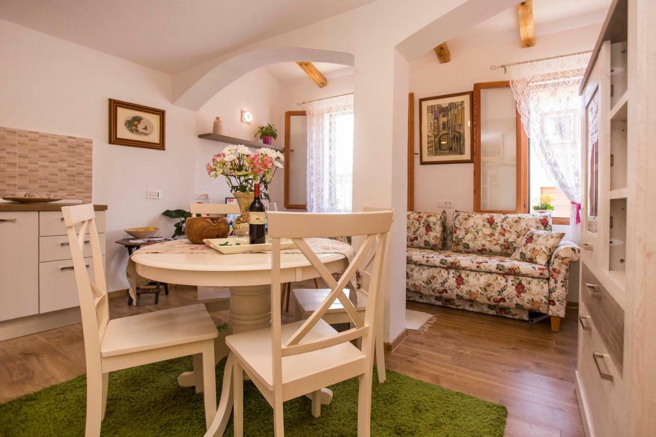 Apartment Premsai Ровинь Экстерьер фото